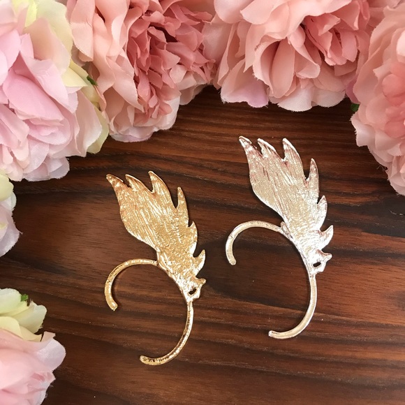 Punk Goth Flame Ear Cuff Clip Earring - Picture 6 of 7